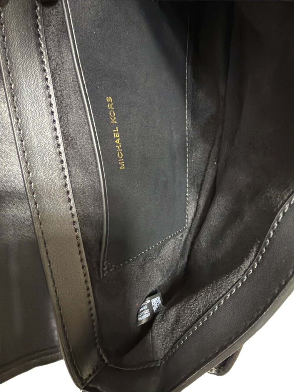 Michael Michael Kors Colby Medium Leather Shoulder Bag - Picture 13 of 14